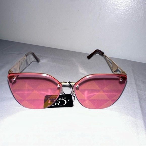 New Trendy Sunglasses Under $25 Geo Screen Lens Iconic Sunglasses - Picture 8 of 13